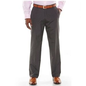 Men's Dress Pants Haggar Straight fit 34x32 NEW